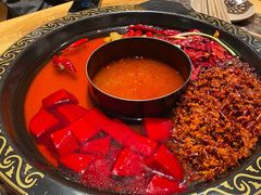 红汤锅底-映山红鲜货火锅(鱼嘴店)