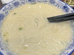 鱼汤面-雪琴面馆富安特色鱼汤面(城中花园店)