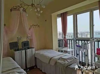 比没有纹眉那会感觉脸精致了许多