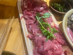 -苗阿哥酸汤牛肉火锅(体育场店)