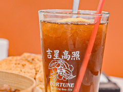 -香港新曜记·粤菜点心(滨江宝龙店)