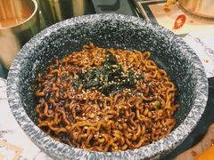 辣辣炸酱面-KCOOKING概念韩餐(世茂52+店)