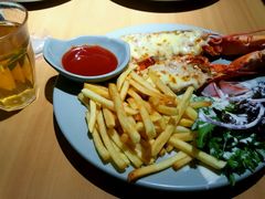 -Lia Cafe Bar Restaurant松山咖啡屋