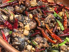 -老滇山寨•云南特色菜•地方菜•民族风情歌舞表演(金碧店)