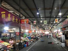 大堂-上海龙吴水胜海发市场