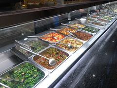 自助取餐区-白金汉爵大酒店-24小时餐厅