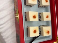 -品海楼·大连海胆锅贴馆(东港店)