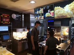 -麦当劳(海岸城店)