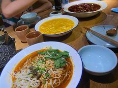 -九锅一堂酸菜鱼(石家庄先天下店)