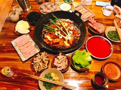 -周幺妹重庆老火锅(银泰城总店)