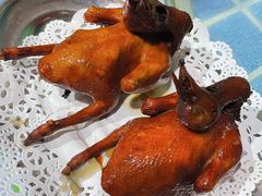 红烧乳鸽-石岐乳鸽村(南海第三分店)