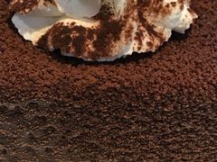 -UNI UNI(环亚凯瑟琳店)