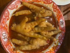 -爆炸头阿姨小四川正宗川味小吃(无任何分店)