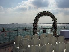 -上海滴水湖皇冠假日酒店