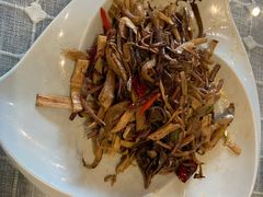 什锦山野菜-小厨子私房菜·云南美食店