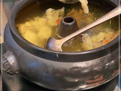 -云海肴·汽锅鸡·云南菜(天山百盛优客店)