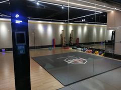 -懒人Club健身(卓越时代广场店)