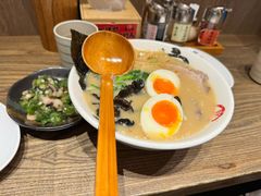 -无敌家现熬骨汤拉面(颐堤港店)