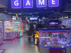 -鸿通城购物中心