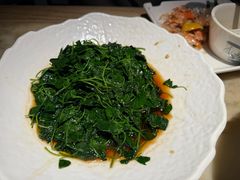 -吴越荣记苏州菜·松鼠桂鱼100%活鱼现做(月光码头店)
