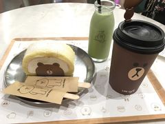 -LINE FRIENDS Garosu-gil Flagship Store