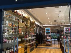 -VENCHI 闻绮(上海佛罗伦萨小镇店)