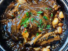 砂锅碟鱼头-双合园·海鲜水饺青岛菜(大尧三路店)