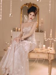 -喜爱高定婚纱摄影