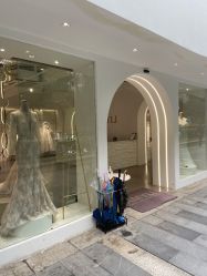 -艾米丽婚纱礼服