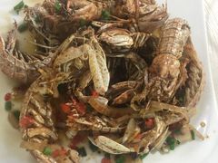-覃记海鲜美食餐厅