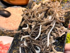 -洞庭洲·防空洞火锅·铜锅涮肉·烧烤(新百广场店)