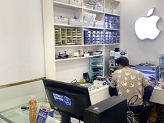 -修卜凡二手严选店·手机维修·回收租赁(川沙地铁站店)