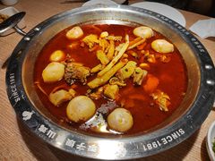 -李子坝梁山鸡(北碚万达五鸡哥店)