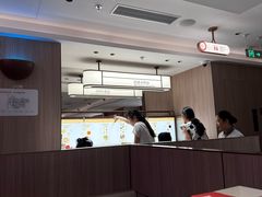 -海底捞火锅(杭州庆春路夜宵主题店)