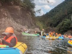 -仙人谷漂流景区