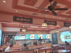 -大食代美食广场(上海中心店)