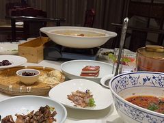 -梅花香里大酒店(郁金香路店)