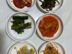 -24 新村雪浓汤(长白山烤肉店)