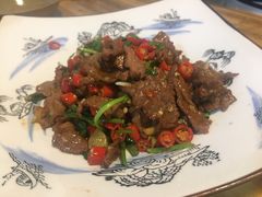 小炒黄牛肉-湘聚南县土菜馆(龙山二路店)