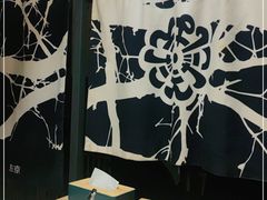 -枝魯枝魯自助料理