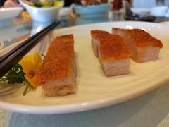 脆皮烤乳猪-上海和平饭店龙凤厅 Dragon Phoenix