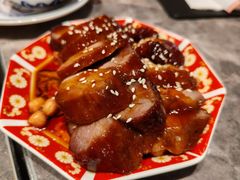 -瑞虹新天地月亮湾