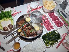-八合里牛肉火锅(上海世茂广场店)