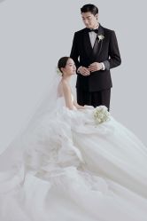 -纪梵希旅拍婚纱摄影(大连总店)