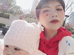 -爱的果实月嫂育婴师(世纪东方店)