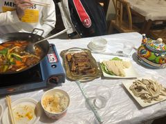 -霄汉牛三鲜湖北砂锅菜(万松园2店)