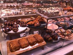 -巴黎贝甜(华堂新辰汇店)