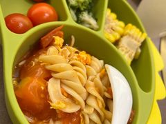 -锅飘飘·东北铁锅炖(雨花客厅店)