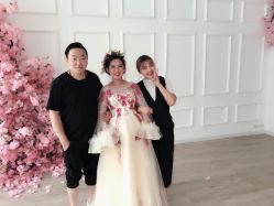 点击看大图 -十孕纪高端孕妇亲子摄影
