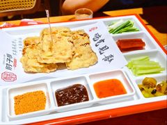 -肘子酥·天津菜·特色捞面(德云社店)